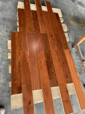 Sàn gỗ kỹ thuật plywood walnut